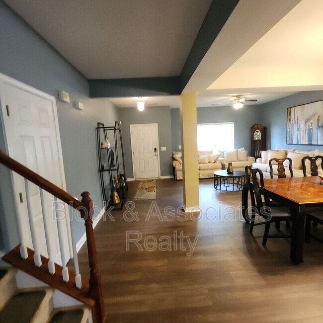 Photo - 4516 Paula Dr House