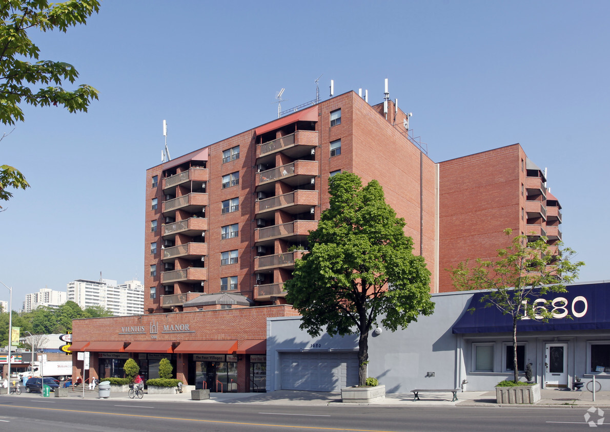 Primary Photo - Vilnius Manor