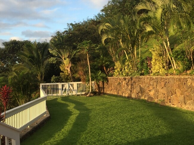 Building Photo - 1005 Kailua Rd