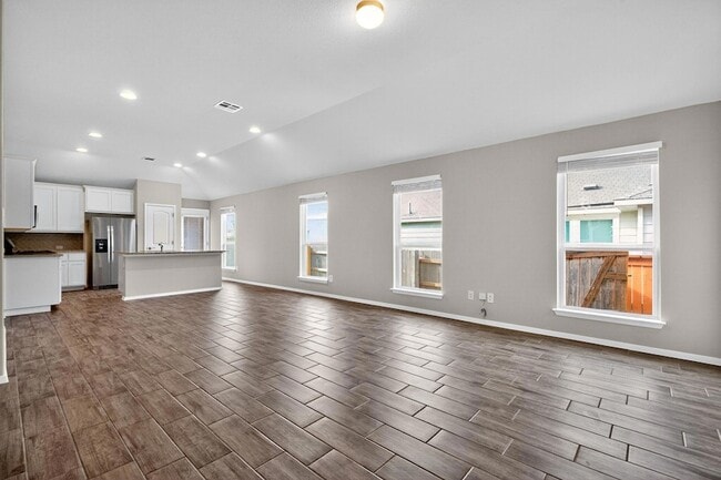 Building Photo - 128 Shugart St