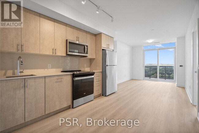 Photo du bâtiment - 2545-2545 Simcoe St N