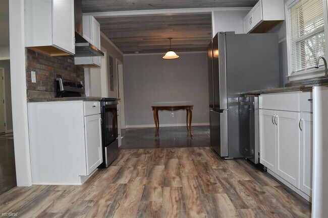 Building Photo - 4 br, 2 bath House - 114 Sandra Avenue