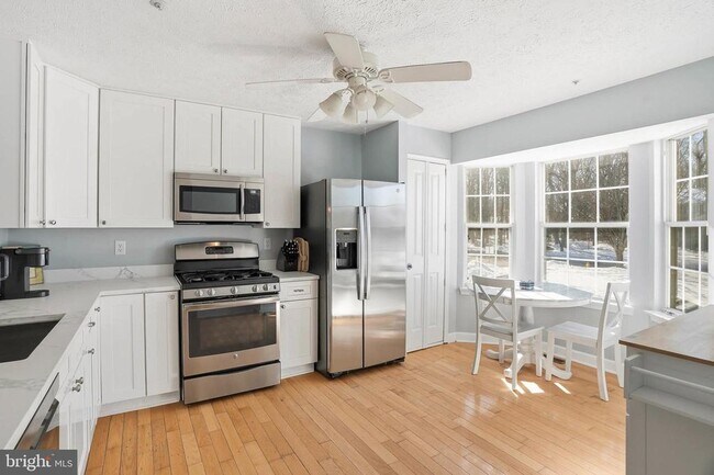 Foto del edificio - 2604 Tallwind Ct