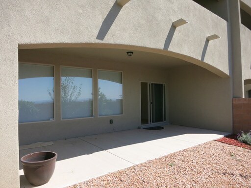 Building Photo - 415 Avital Dr NE