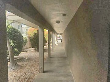 Building Photo - 3229 Glendora Dr