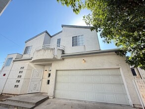 Building Photo - 607 N Ynez Ave