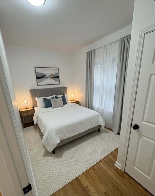 Foto del edificio - 6838 S King Dr