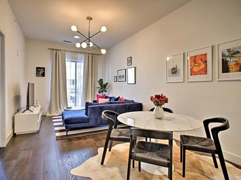 Foto principal - 2530 Lawrence St