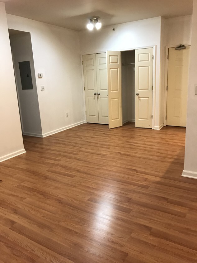Foto principal - 215 Hope St