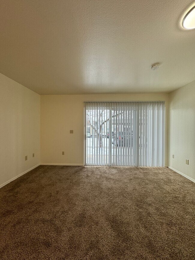 Foto del edificio - 10873 W Ustick Rd