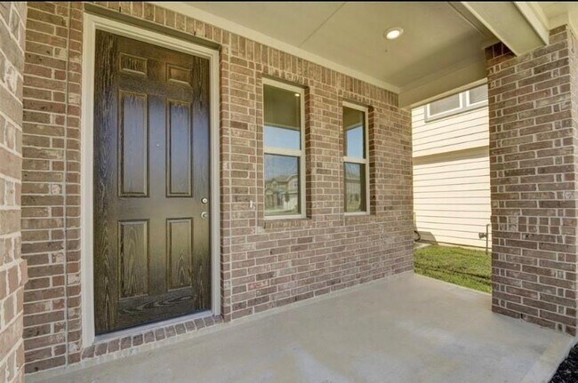 Foto del edificio - 4127 Mossy banks Ln