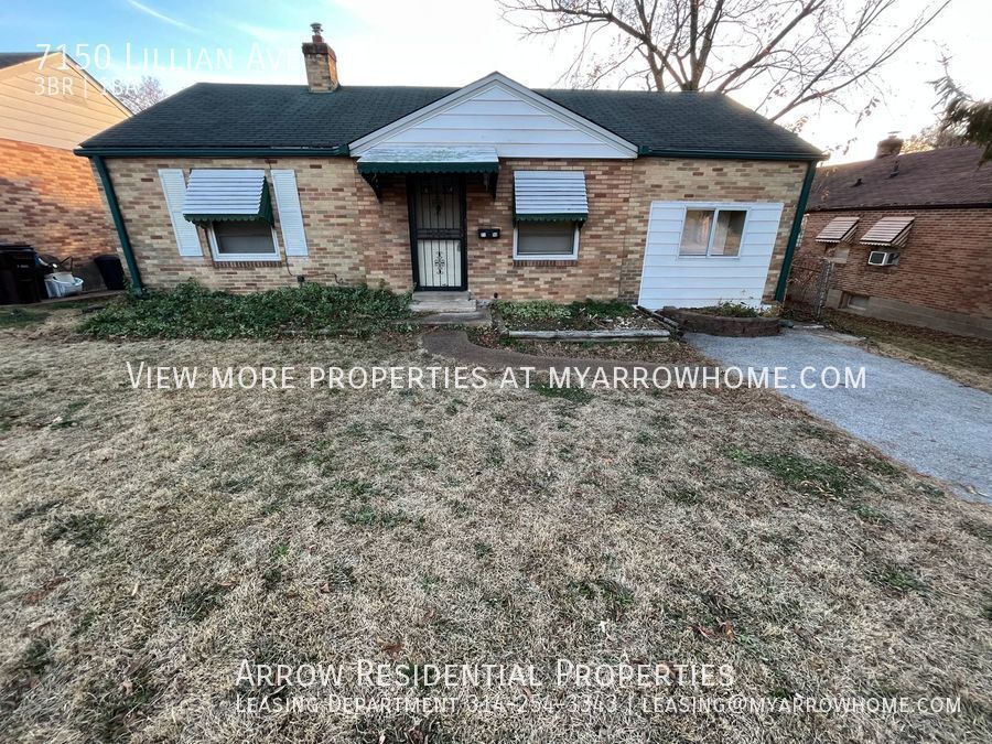 Primary Photo - Spacious Three Bedroom One Bath Home Comin...