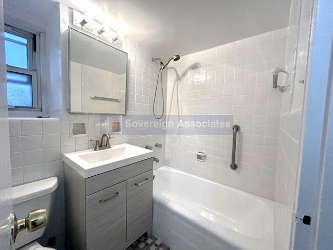 Foto del edificio - 210 East 63rd Street