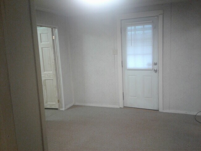 Foto del edificio - 2115 N Grace Ave