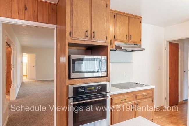 Building Photo - Large 3 Bedroom, 2 Bath House near SDSU
