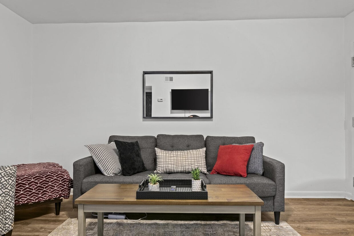 Foto principal - 250 Little St