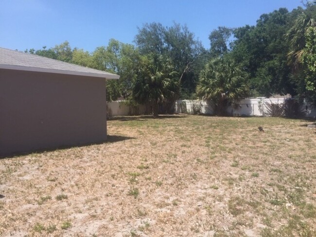 Foto del edificio - Spacious 4BR House in Tampa