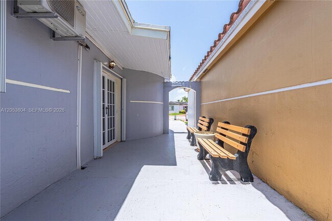 Foto del edificio - 14726 SW 82nd Terrace