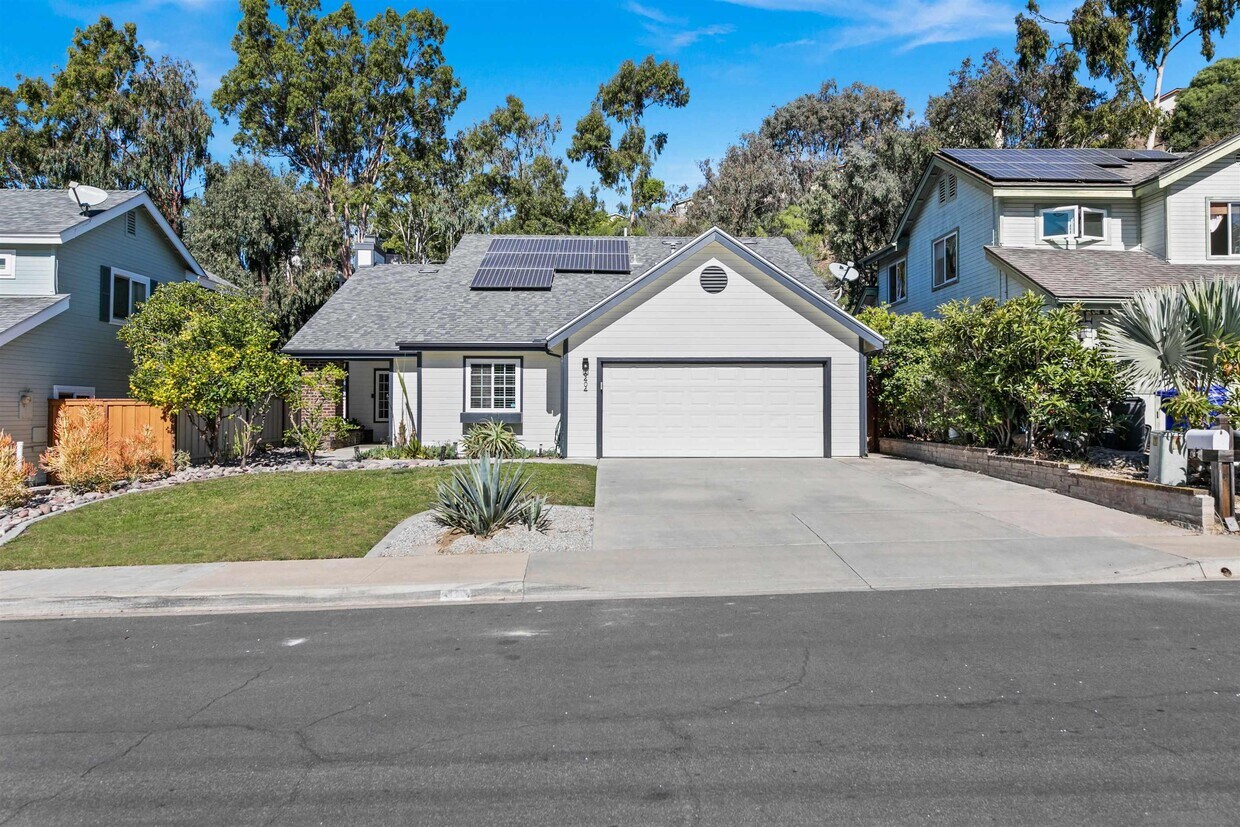 Foto principal - 6404 Glidden St