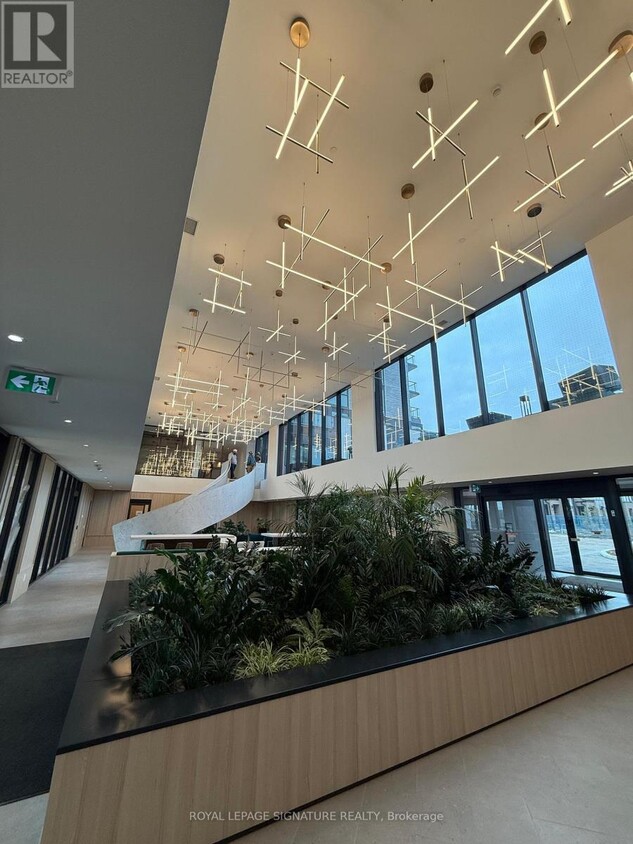 Primary Photo - 3071 Trafalgar Rd