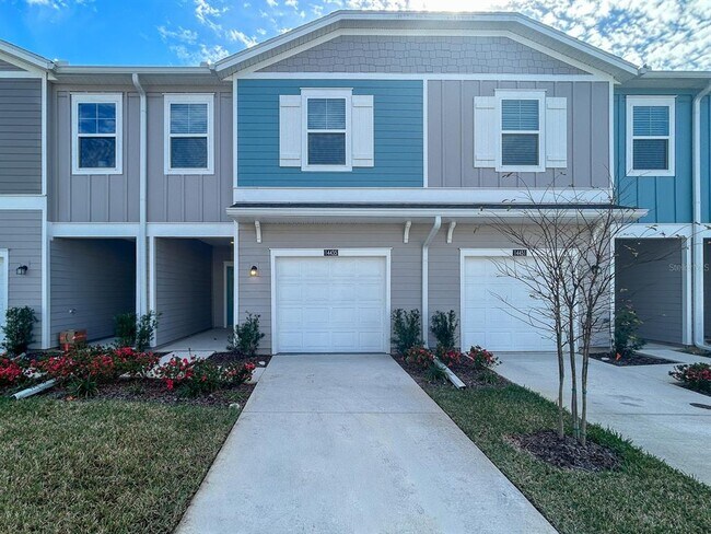 Foto del edificio - 14435 NW 164th Rd