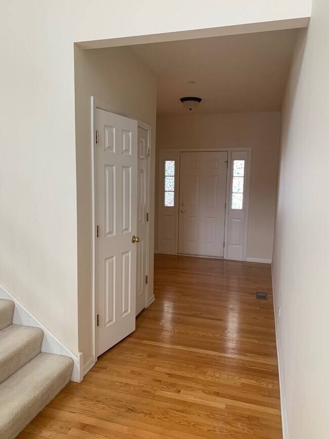 Foto del edificio - 1415 Ginger Woods Ct