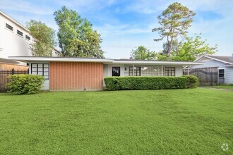 Building Photo - 3825 Gramercy St