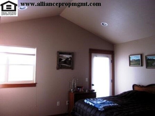 Foto del edificio - 3345 N 27th Ave