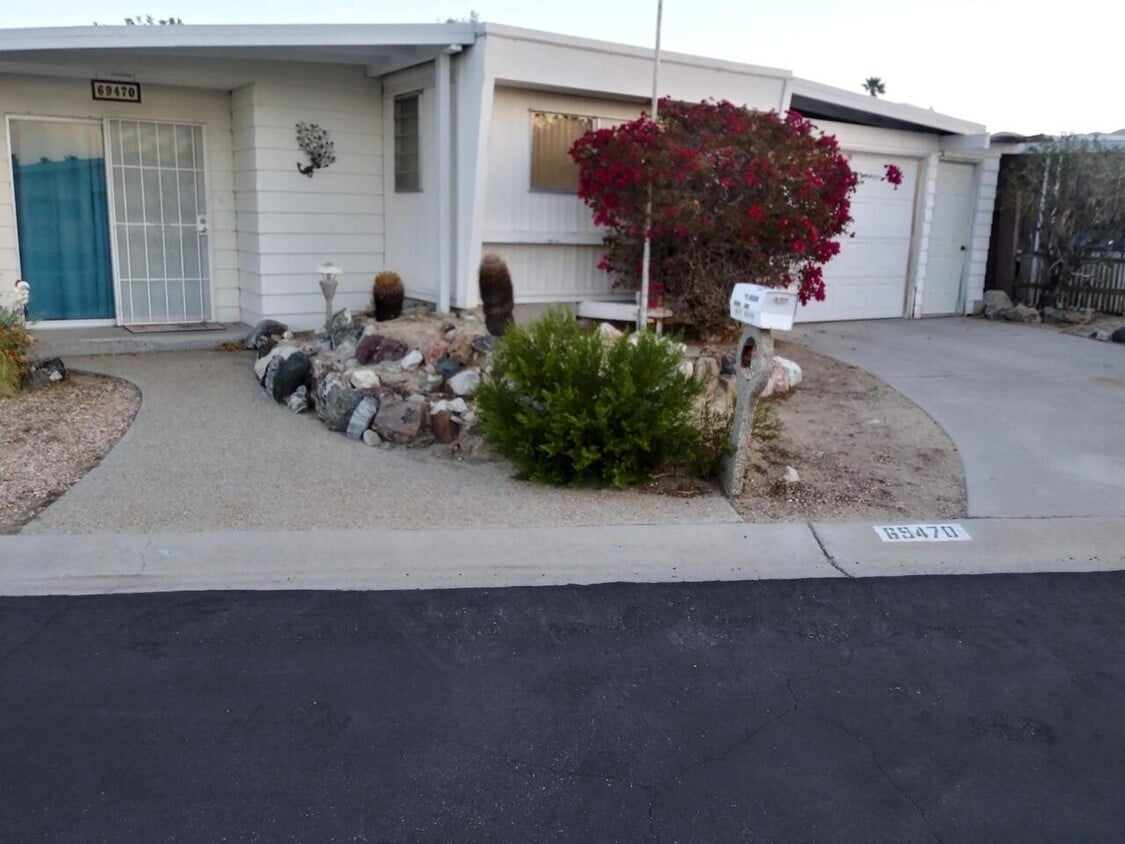 Primary Photo - 69470 Midpark Dr