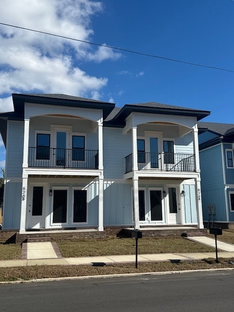 Building Photo - 520 N De Villiers St