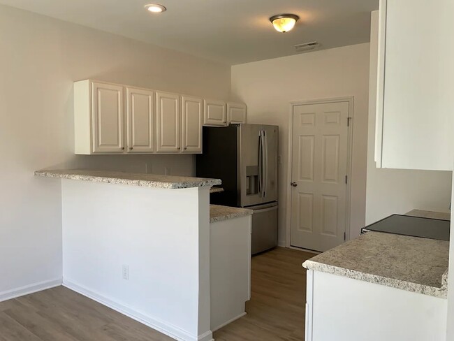 Building Photo - 1658 Brownairs Ln