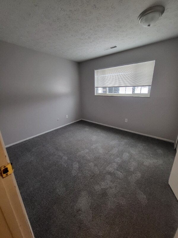 Foto del edificio - 1105 W Maple St