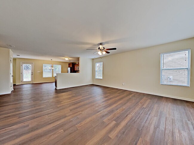 Foto del edificio - 4198 Clifftonville Ave SW