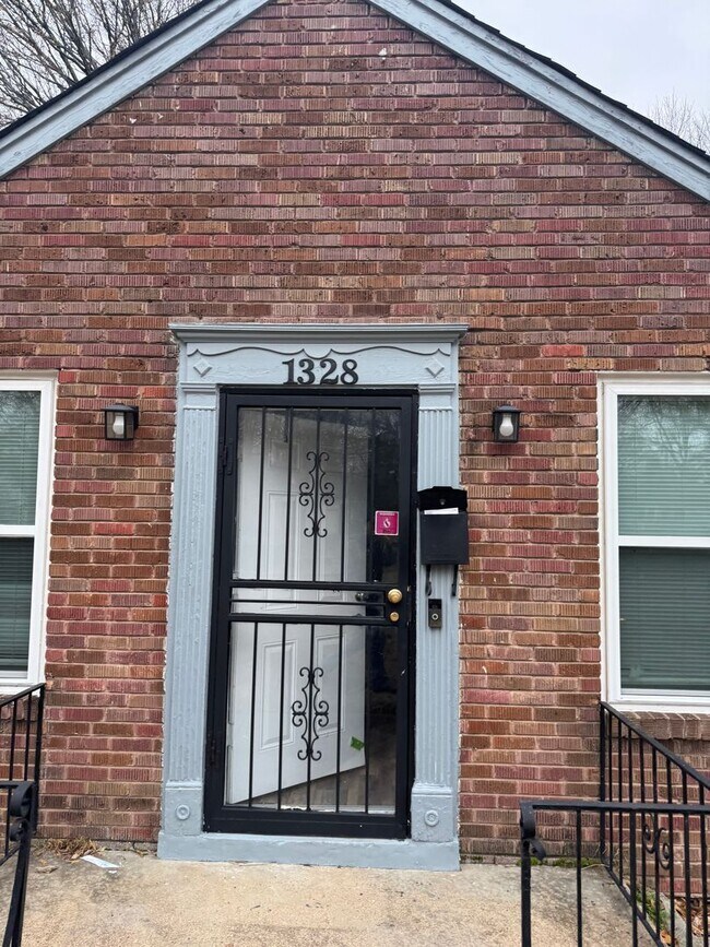 Foto del edificio - 1328 Semmes St