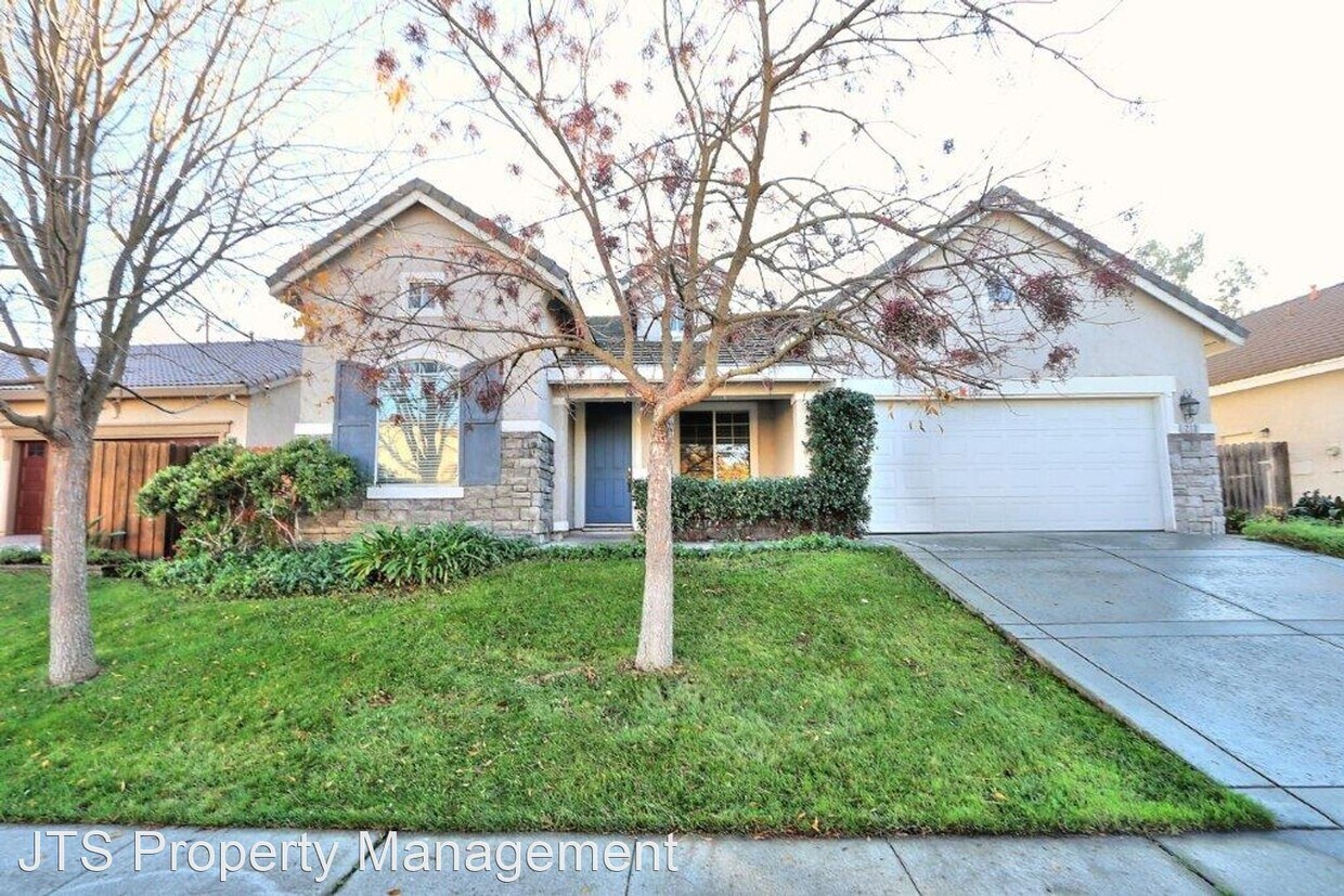 5 br, 3 bath House 210 Opus Circle House for Rent in Sacramento, CA