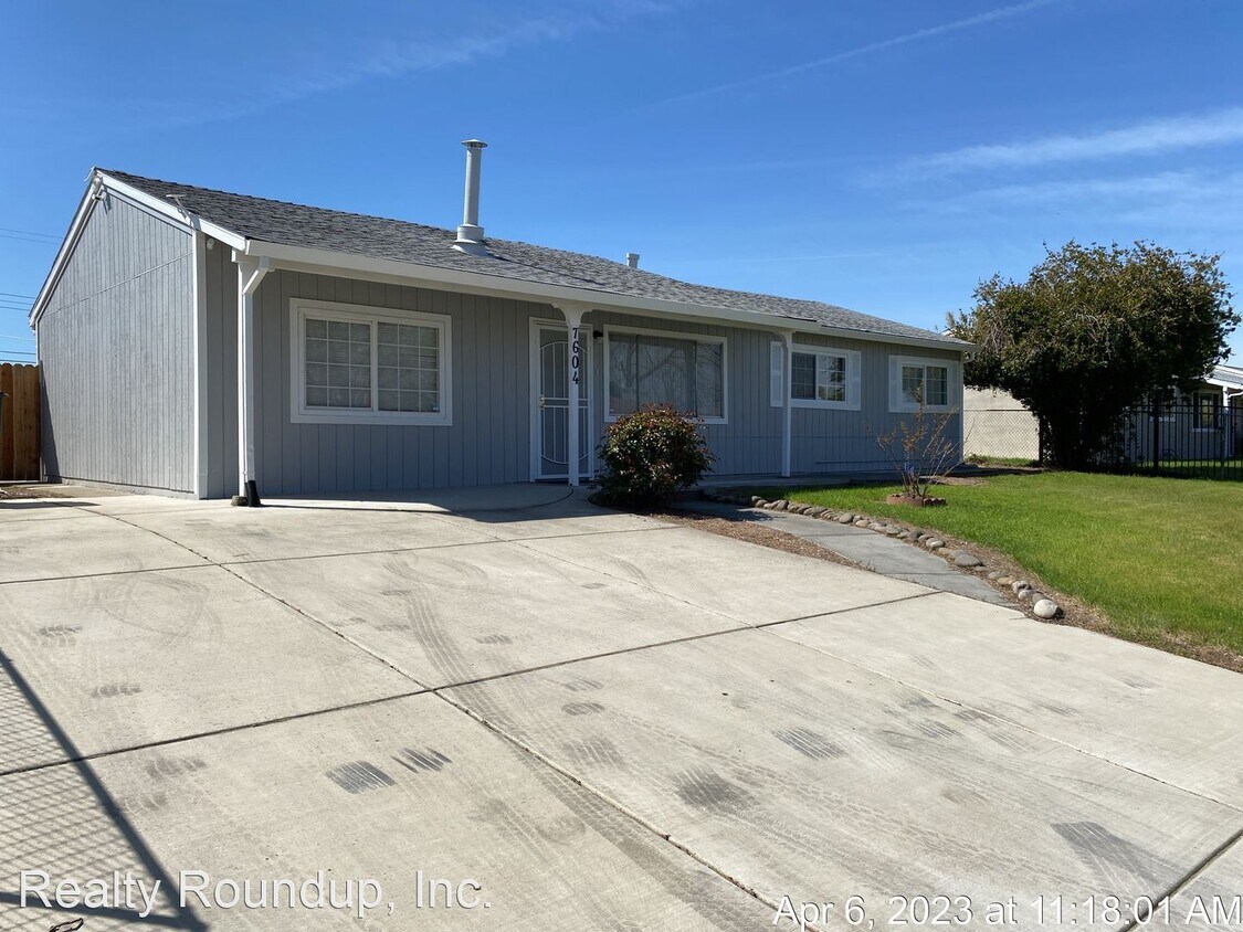 Primary Photo - 3 br, 2 bath House - 7604 Bellini Way