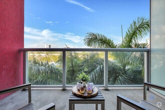 Building Photo - 2602 E Hallandale Beach Blvd