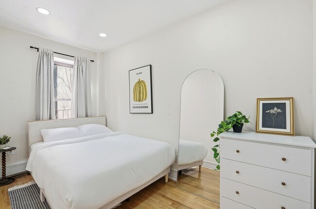 Foto del edificio - 1569 Lexington Ave