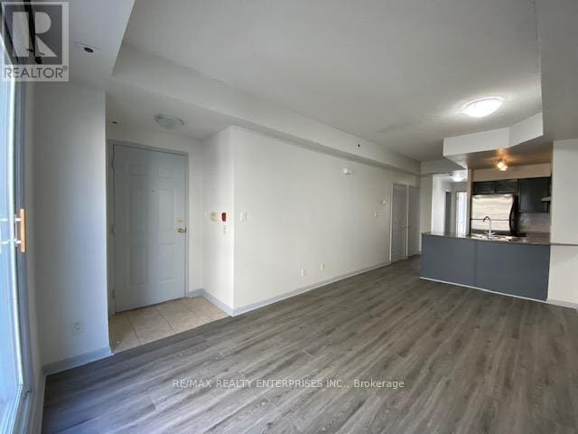Building Photo - 36-536 Stadium Rd