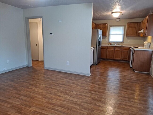 Foto del edificio - 1063 Pleasant Hill Rd