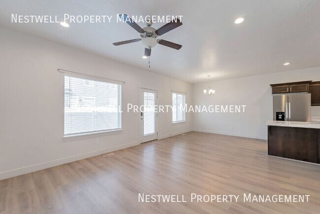 Foto del edificio - 7235 N Red Clover Way