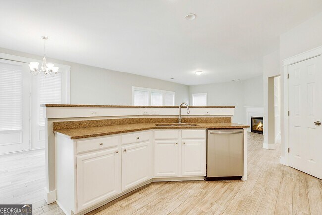 Foto del edificio - 2771 Groovers Lake Point