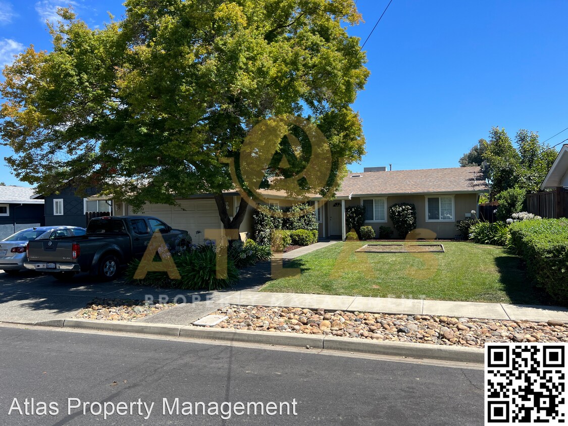 Primary Photo - 3 br, 1 bath House - 3306 Macleod St