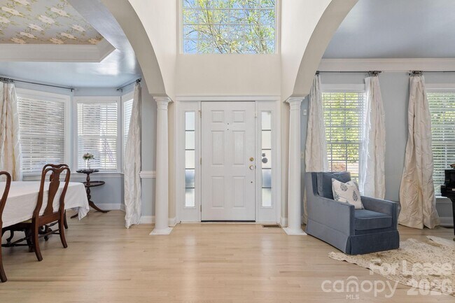 Building Photo - 4442 Huntscroft Ln