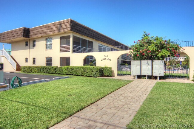 Foto del edificio - 342 Southwind Dr