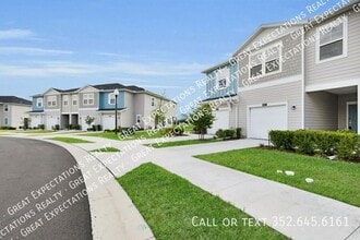 Building Photo - 4859 SW 81st Lp