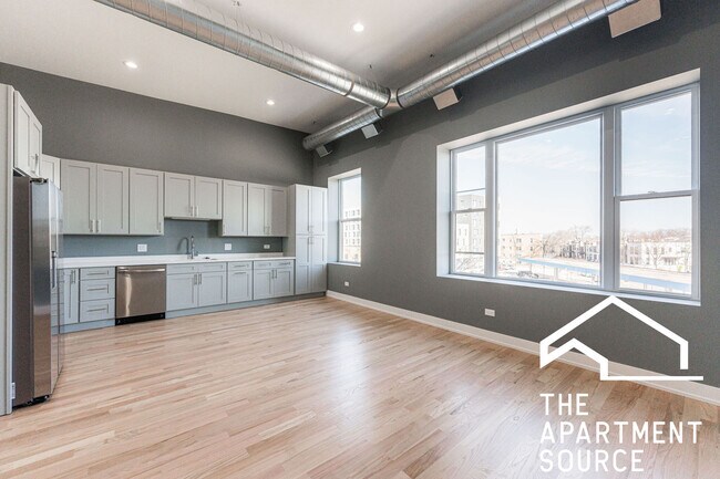 Foto del edificio - 2620 N Milwaukee Ave