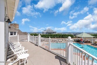 Building Photo - 33 Cooper Ave