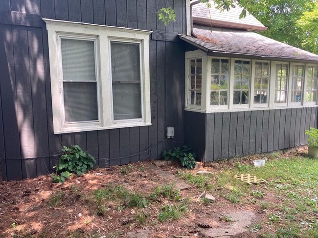 Building Photo - Adorable 3 Bedroom Home in Frankfort