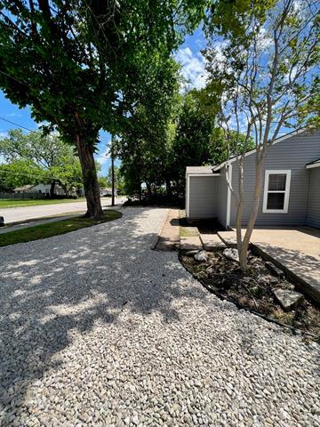 Building Photo - 5009 S Country Club Rd